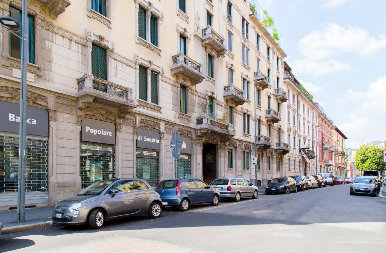 New & Cozy Apt In Porta Romana Milan Luaran gambar