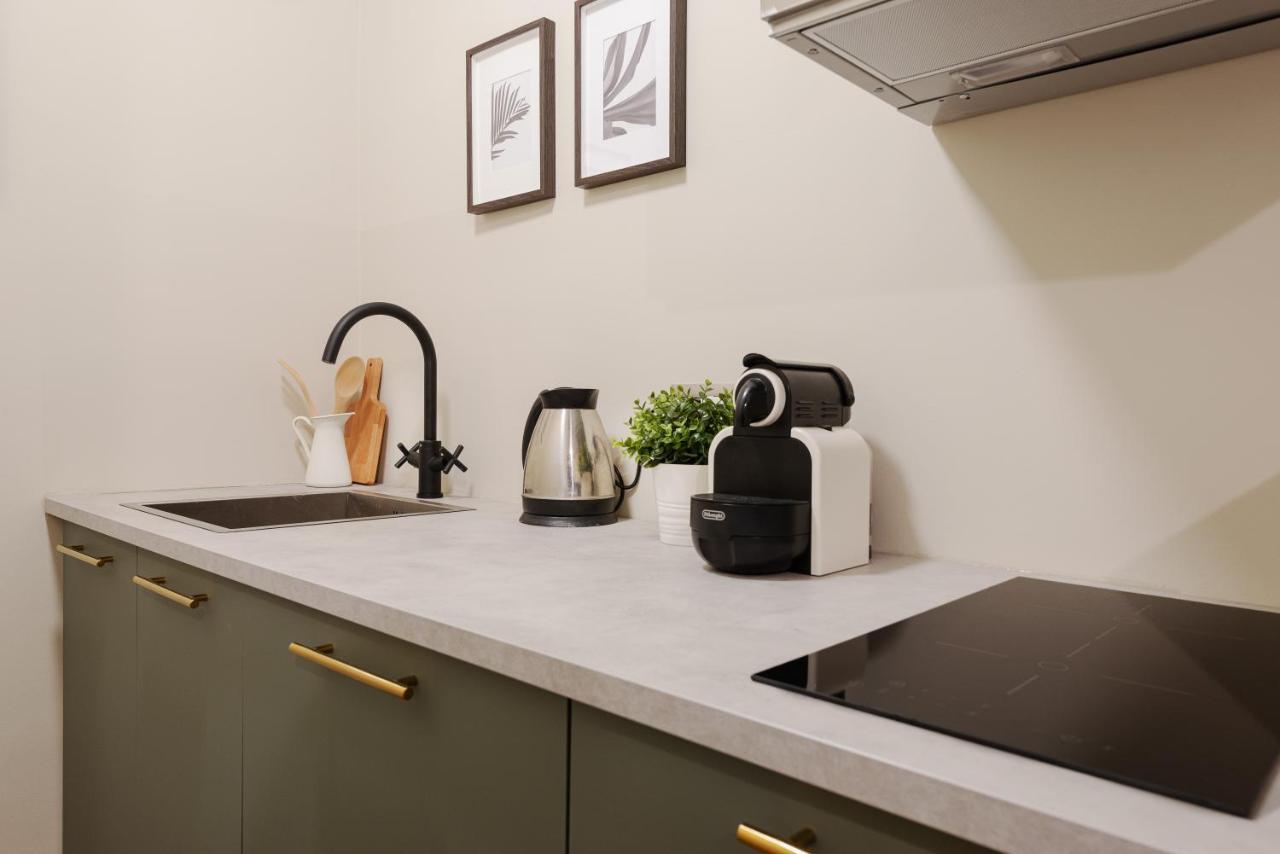 New & Cozy Apt In Porta Romana Milan Luaran gambar