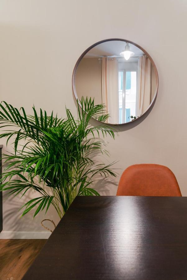 New & Cozy Apt In Porta Romana Milan Luaran gambar