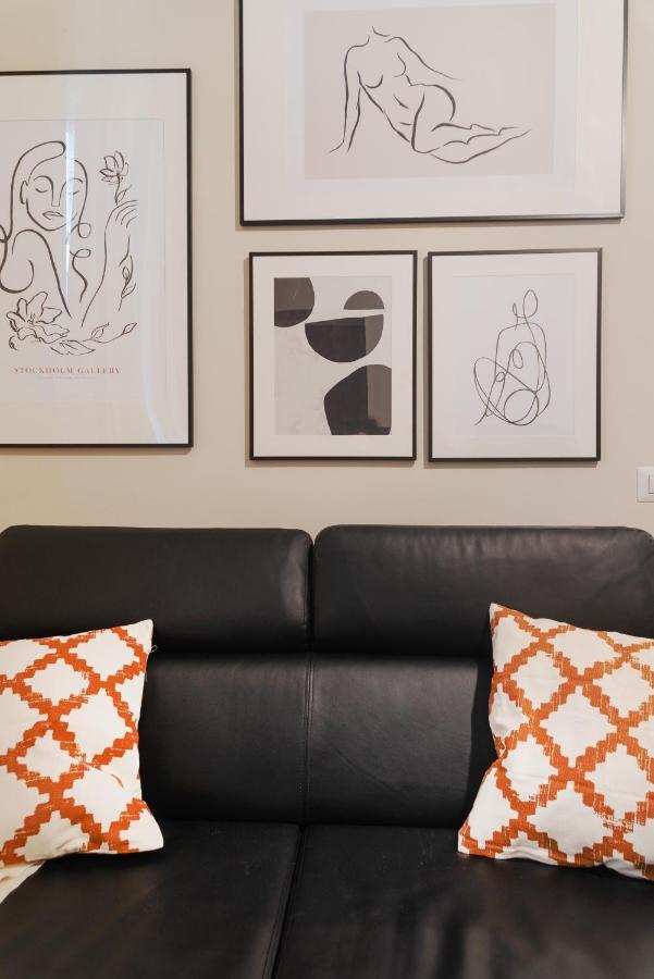 New & Cozy Apt In Porta Romana Milan Luaran gambar